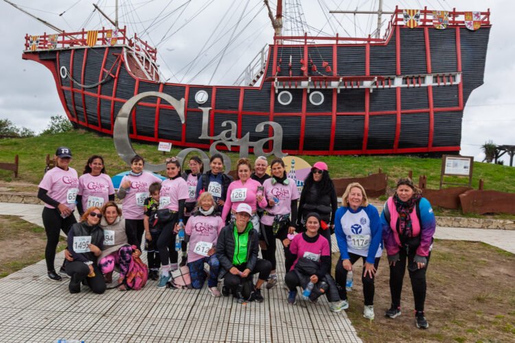 Octubre Rosa: Se realizó una nueva correcaminata en Santa Teresita