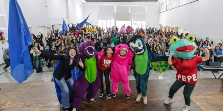 Las Olimpiadas Escolares de La Costa tras las jornadas de handball, ajedrez, atletismo, canto y danza
