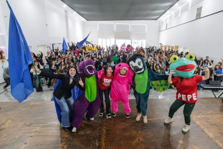 Las Olimpiadas Escolares de La Costa tras las jornadas de handball, ajedrez, atletismo, canto y danza