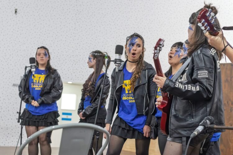Las Olimpiadas Escolares de La Costa tras las jornadas de handball, ajedrez, atletismo, canto y danza