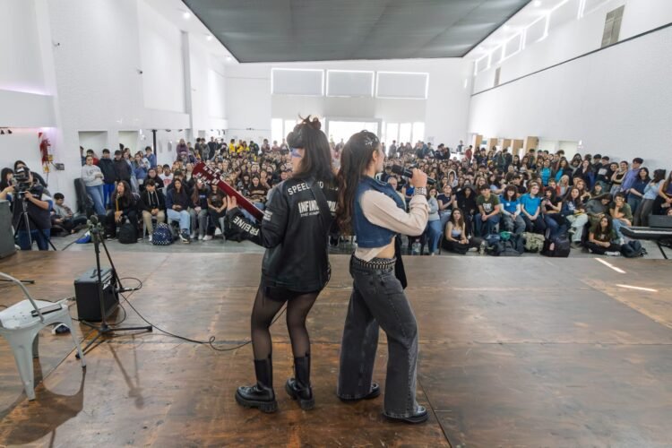 Las Olimpiadas Escolares de La Costa tras las jornadas de handball, ajedrez, atletismo, canto y danza