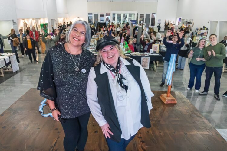 Con más de 40 stands, se llevó a cabo la primera edición de la Feria del Libro de La Costa