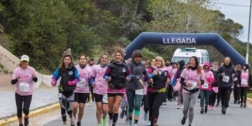 Tercera y última correcaminata del Octubre Rosa en Mar de Ajó