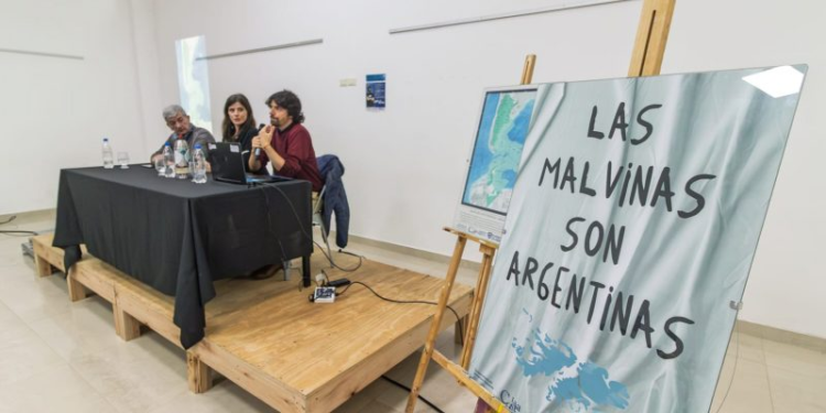 La Costa inició un ciclo de formación sobre soberanía con “Sentir Malvinas”